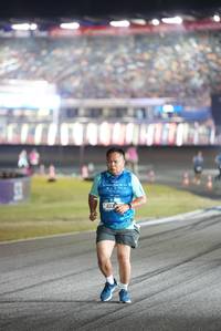 BIB: 433
                            <button type="button" onclick="openModal(19602214)" class="btn btn-primary btn-sm float-right btn-popup" data-toggle="modal" data-target=".modal-high-quality">
                        <i class="fas fa-shopping-cart"></i> Add to Cart
                    </button>
                                            <button type="button" onclick="isThisMe(19602214, true)" class="btn btn-success btn-sm float-right btn-popup btn-isme hidden" data-toggle="tooltip" data-placement="bottom" title="นี่คือรูปของคุณใช่ไหม คลิกที่นี่เพื่อเอาเข้าอัลบั้ม">
                        <i class="fas fa-plus"></i> Add to album
                    </button>
                    <button type="button" onclick="isThisMe(19602214, false)" class="btn btn-warning btn-sm float-right btn-popup btn-isnotme hidden">
                        <i class="fas fa-ban"></i> Remove from album
                    </button>